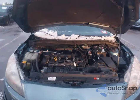 2010 Mazda Mazda3 S Sport z USA, uszkodzony, nr VIN JM1BL1H61A1210617